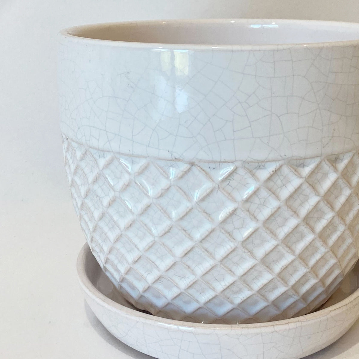 vintage style pots, unique pots for houseplants, pots with saucer for sale